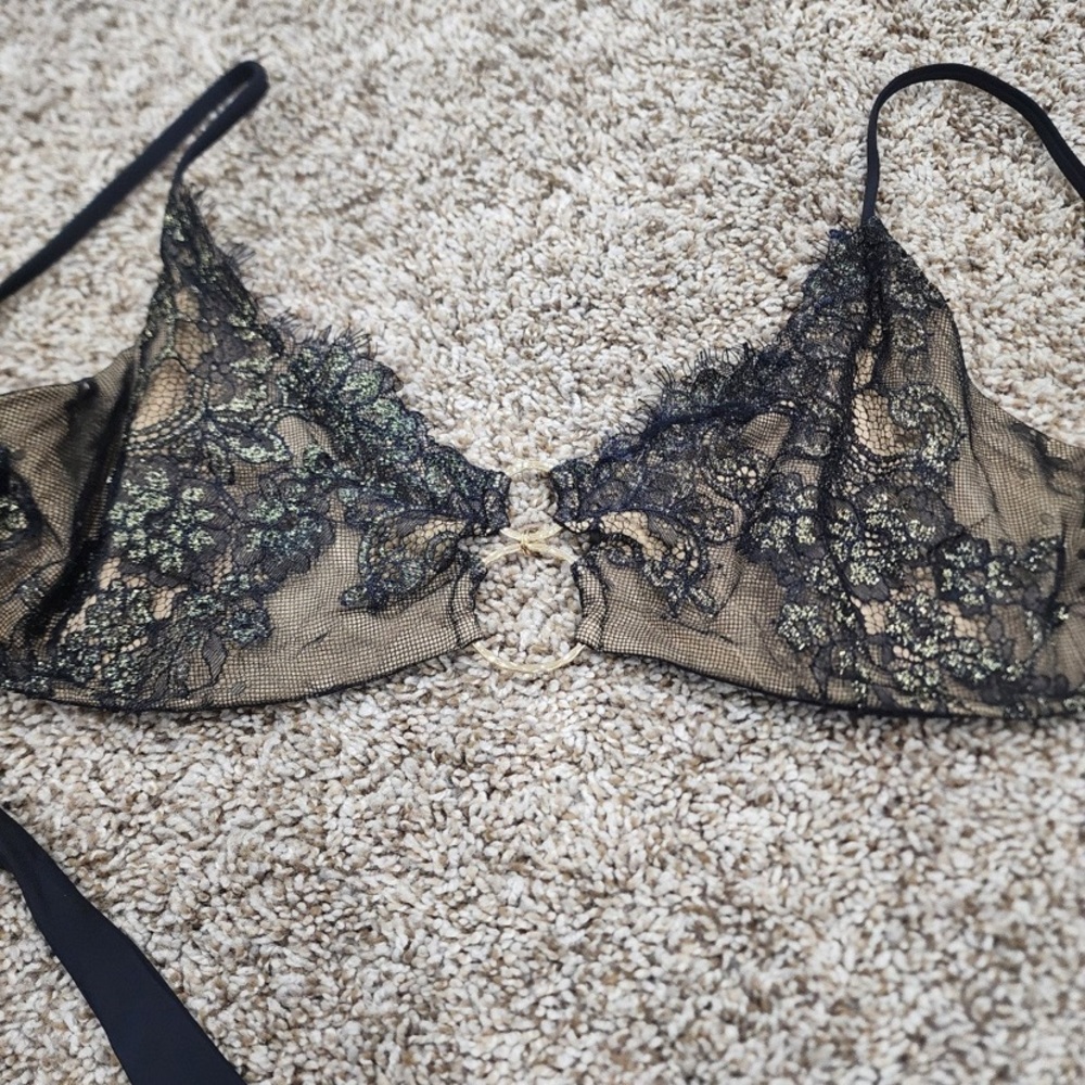 Beach Bunny black lace top only. Size XL. All tags removed. Like new. - Picture 5 of 5